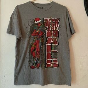 Marvel‎ T-Shirt Mens Size Large Pull Over Gray Deck The Halls Size Runs S…